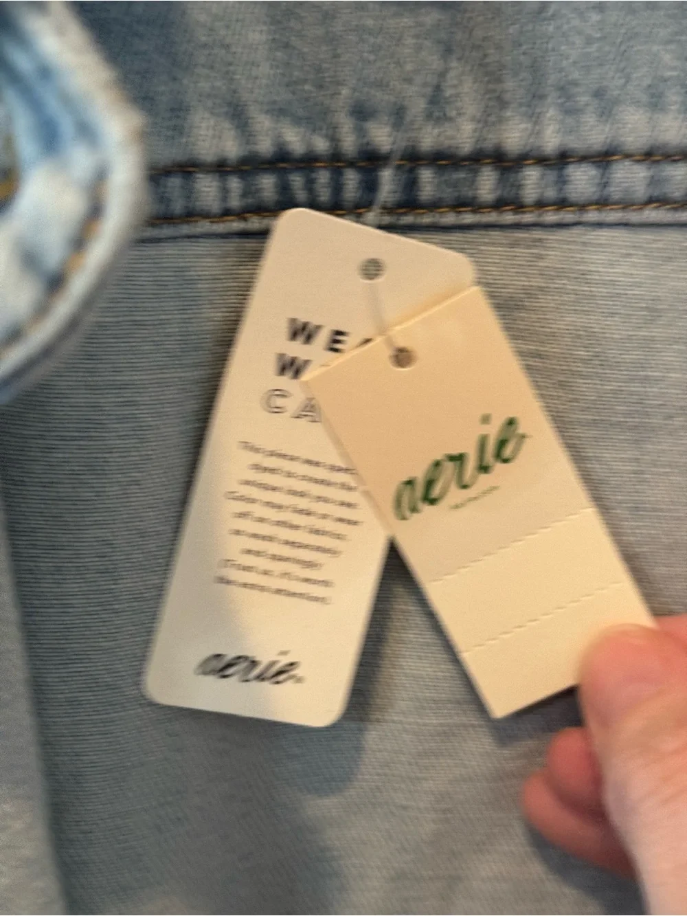 NWT Aerie Cropped Buttondown Shirt Light Wash Cropped Denim Jacket - Light Blue - Picture 9 of 10